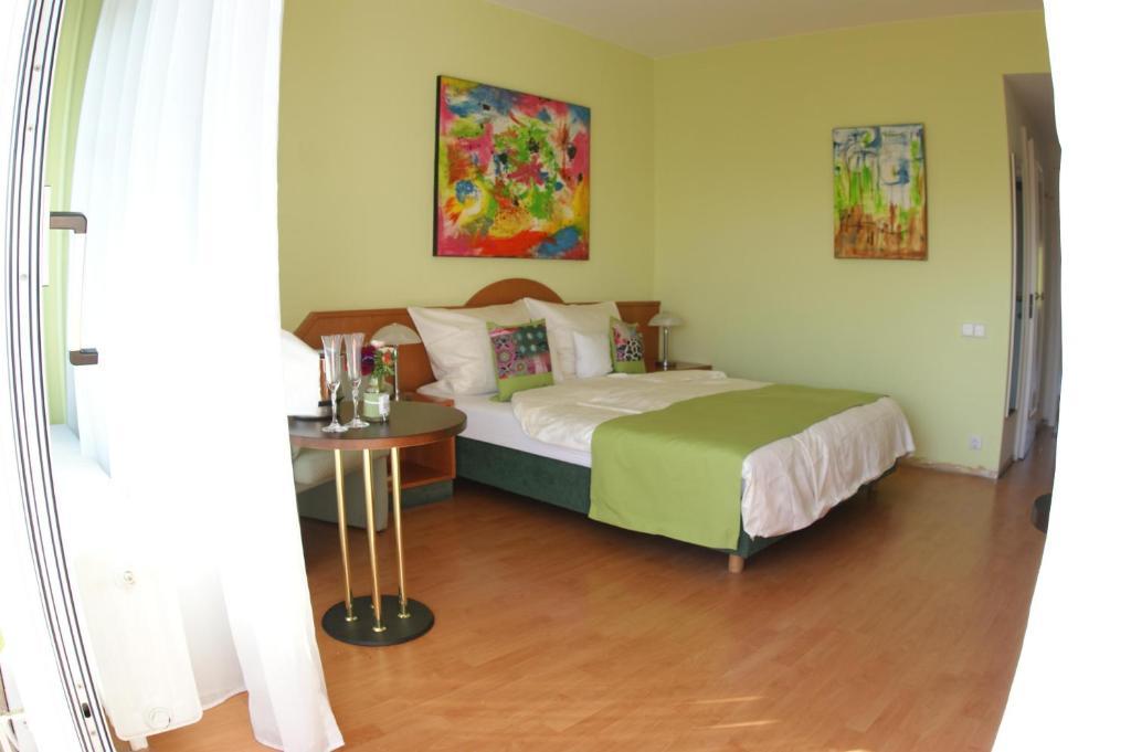 Hotel Tannenhof บาเดน-บาเดน ห้อง รูปภาพ