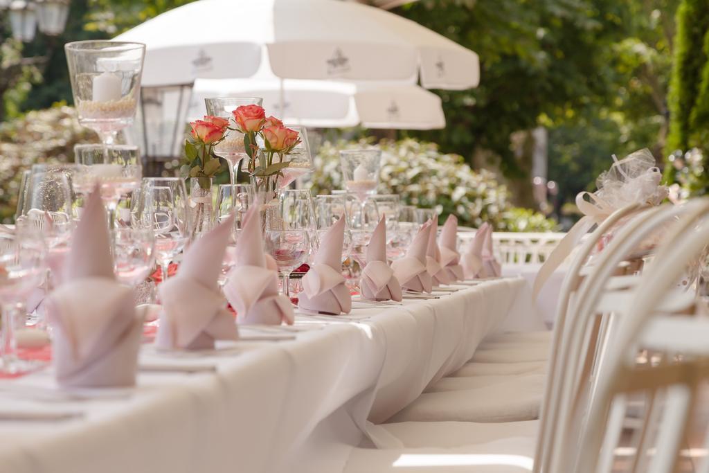 Hotel Tannenhof บาเดน-บาเดน ภายนอก รูปภาพ