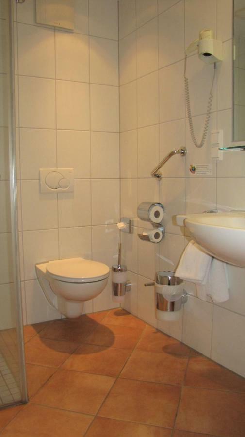 Hotel Tannenhof บาเดน-บาเดน ภายนอก รูปภาพ