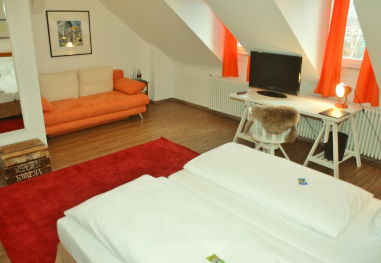 Hotel Tannenhof บาเดน-บาเดน ภายนอก รูปภาพ